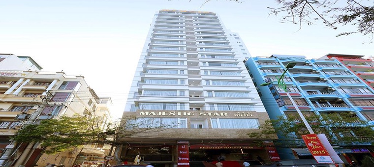 Khách sạn Majestic Star Hotel