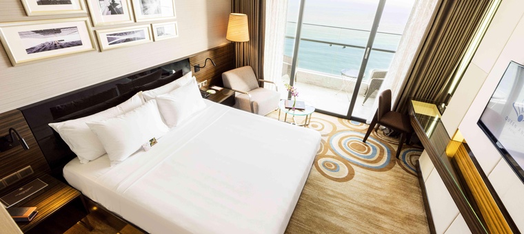 Khách sạn Queen Ann Hotel Nha Trang