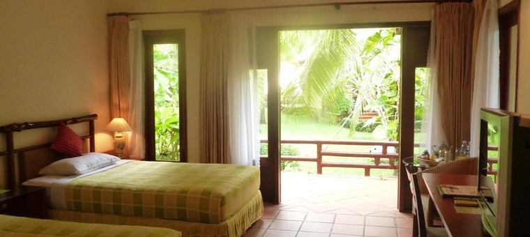 Khách sạn Can Gio Resort