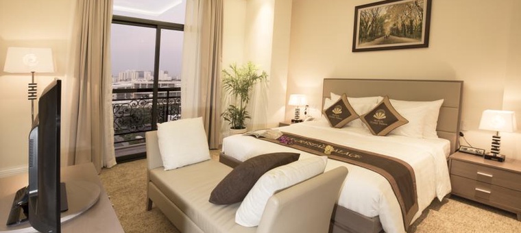 Khách sạn MerPerle Crystal Palace Hotel