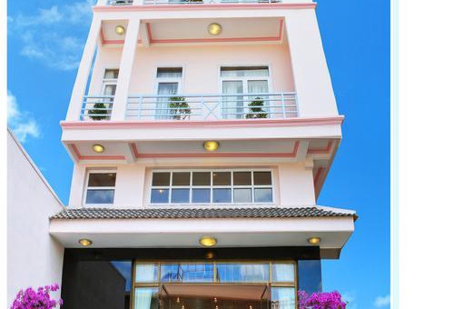 Khách sạn Gold Night Hotel