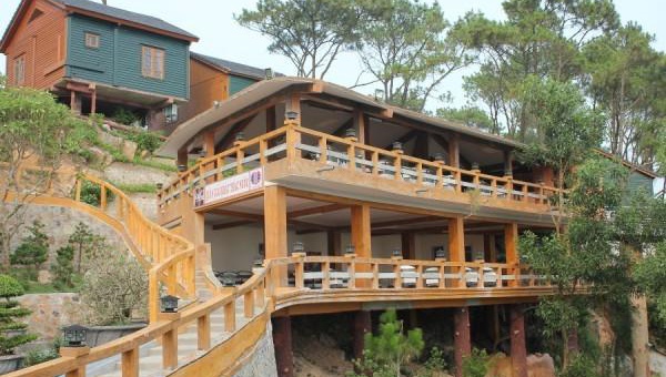 Khách sạn Hon Dau Resort