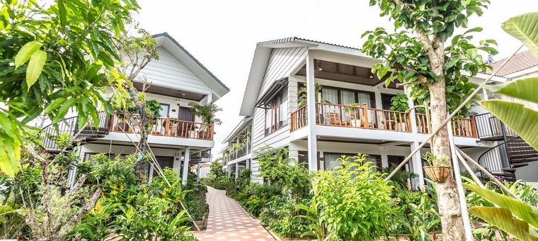 Khách sạn Cottage Village