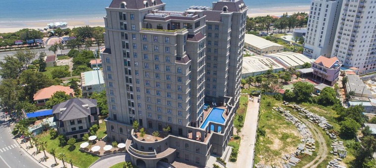 Khách sạn The Cap Hotel