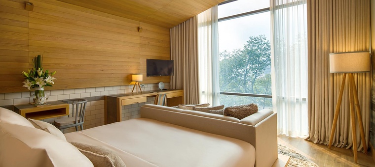 Khách sạn Fusion Suites Saigon