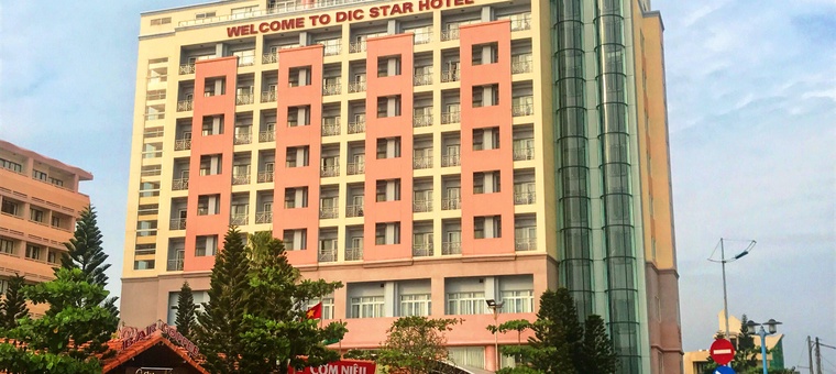 Khách sạn DIC Star Hotel